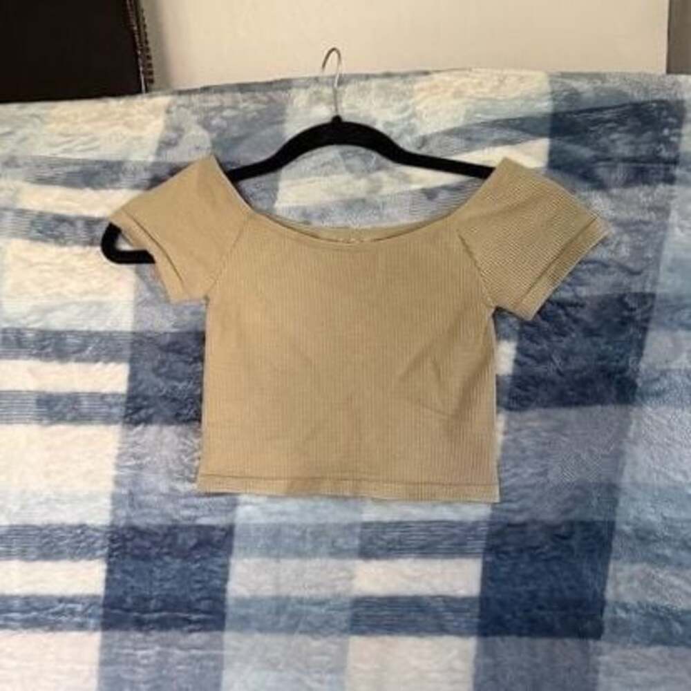 By Together Green Ribbed Off-Shoulder Crop Top